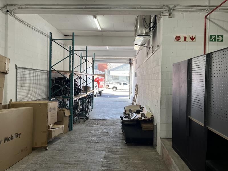 To Let Commercial Property for Rent in Paarden Eiland Western Cape